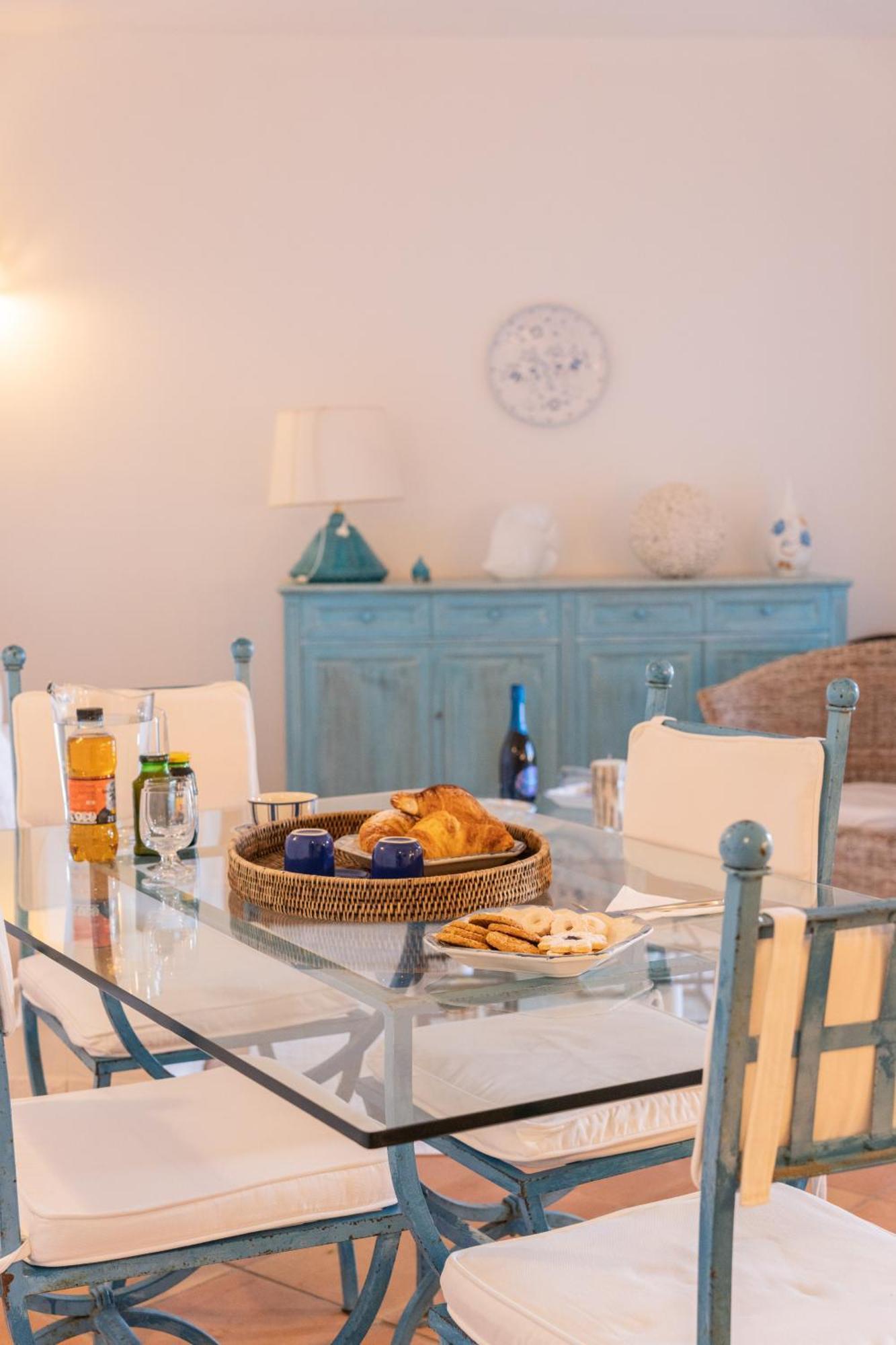 Residenza Del Barone Villa Zoe Chia - Vista Mare Bagian luar foto